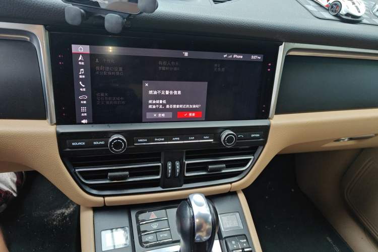 Used Porsche Macan 2018 Macan 2.0T Audio And AC Panel