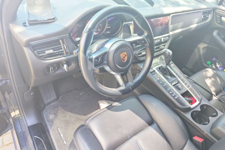 Used Porsche Macan 2018 Macan 2.0T Center Console