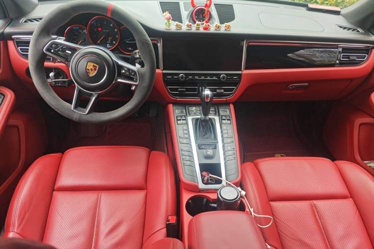 Used Porsche Macan 2018 Macan 2.0T Center Console