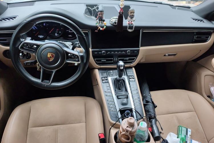 Used Porsche Macan 2018 Macan 2.0T Center Console