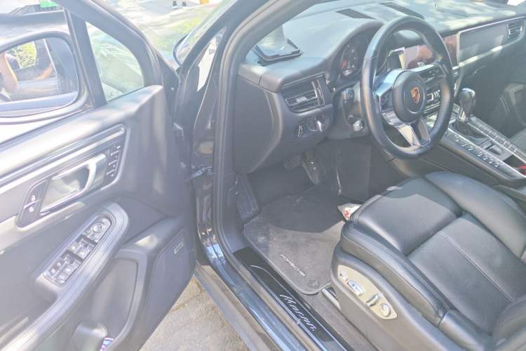 Used Porsche Macan 2018 Macan 2.0T Driver Seat