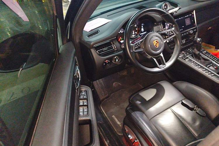 Used Porsche Macan 2018 Macan 2.0T Driver Seat