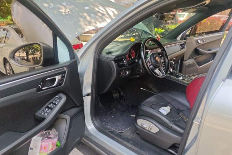 Used Porsche Macan 2018 Macan 2.0T Driver Seat