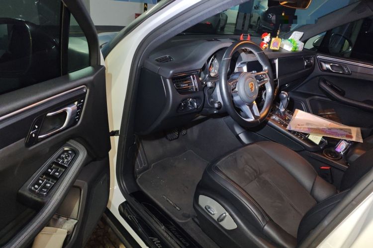 Used Porsche Macan 2018 Macan 2.0T Driver Seat
