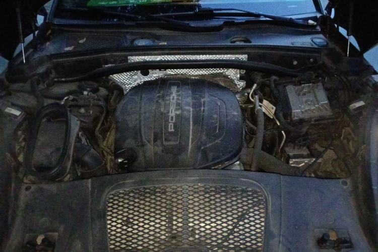 Used Porsche Macan 2018 Macan 2.0T Engine Bay