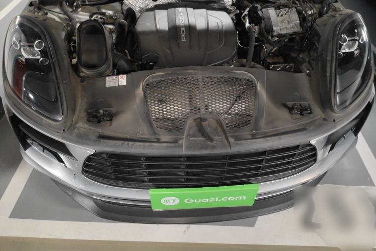 Used Porsche Macan 2018 Macan 2.0T Engine Bay