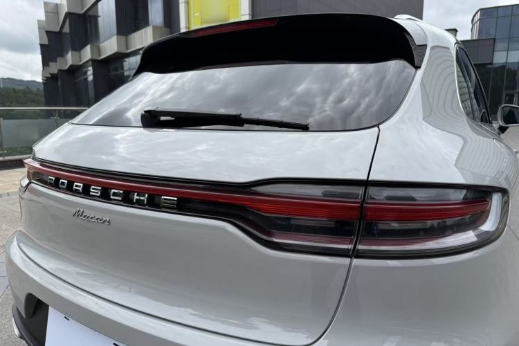 Used Porsche Macan 2018 Macan 2.0T Exterior 11