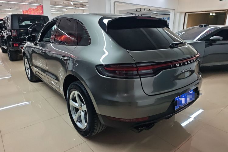 Used Porsche Macan 2018 Macan 2.0T Exterior 3