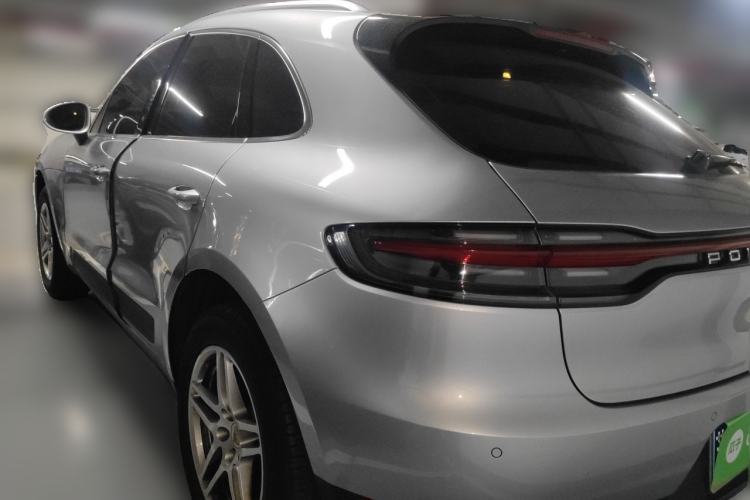 Used Porsche Macan 2018 Macan 2.0T Exterior 3