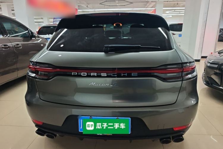 Used Porsche Macan 2018 Macan 2.0T Exterior 4
