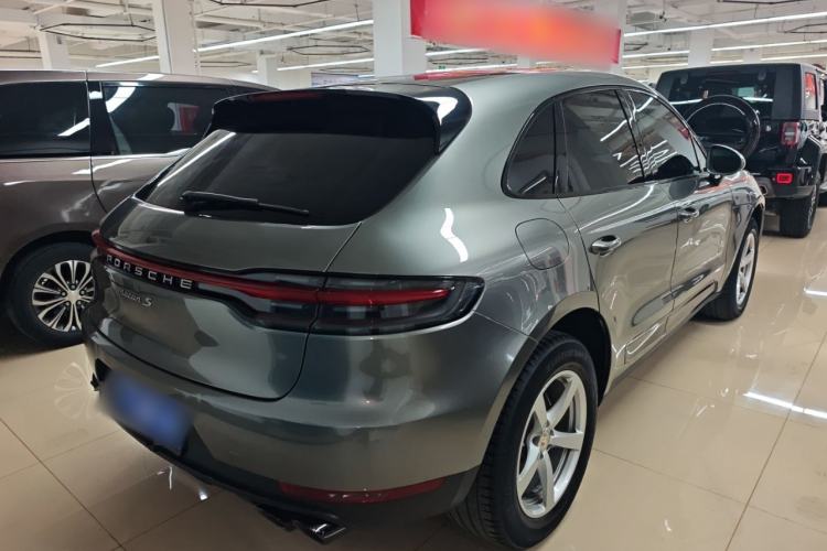 Used Porsche Macan 2018 Macan 2.0T Exterior 5