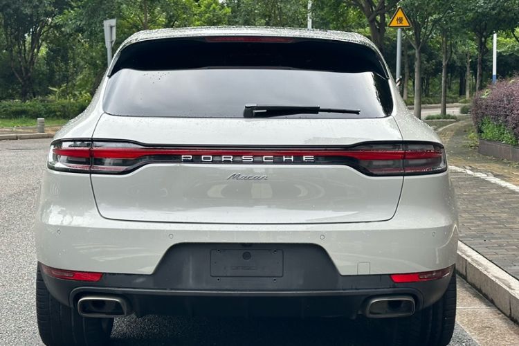 Used Porsche Macan 2018 Macan 2.0T Exterior 5