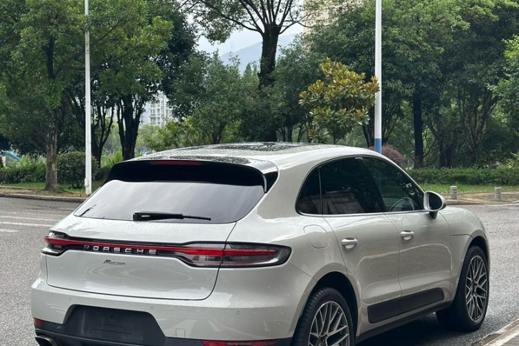 Used Porsche Macan 2018 Macan 2.0T Exterior 6