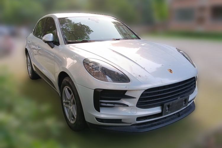 Used Porsche Macan 2018 Macan 2.0T Front Right 45 Deg
