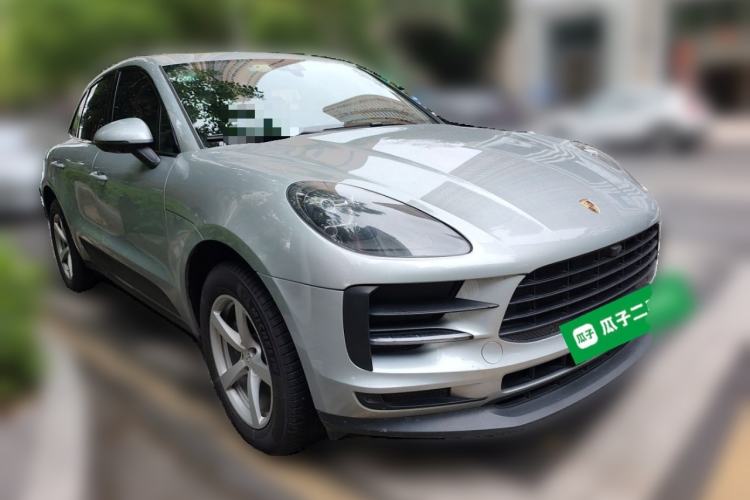 Used Porsche Macan 2018 Macan 2.0T Front Right 45 Deg