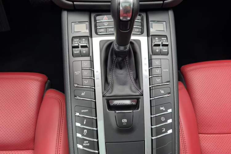Used Porsche Macan 2018 Macan 2.0T Gear Lever