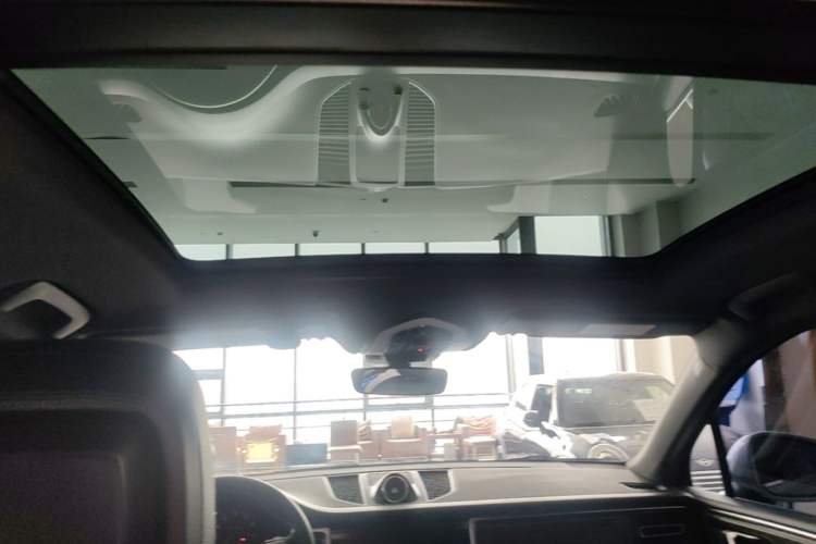 Used Porsche Macan 2018 Macan 2.0T Headliner