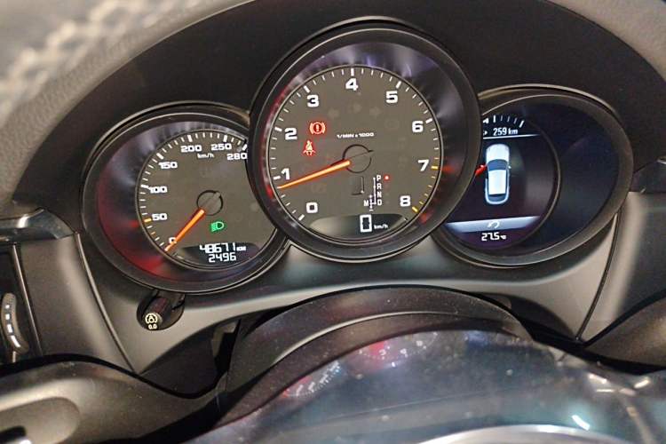 Used Porsche Macan 2018 Macan 2.0T Instrument Cluster