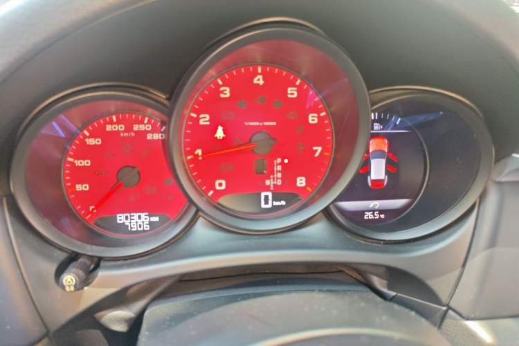 Used Porsche Macan 2018 Macan 2.0T Instrument Cluster