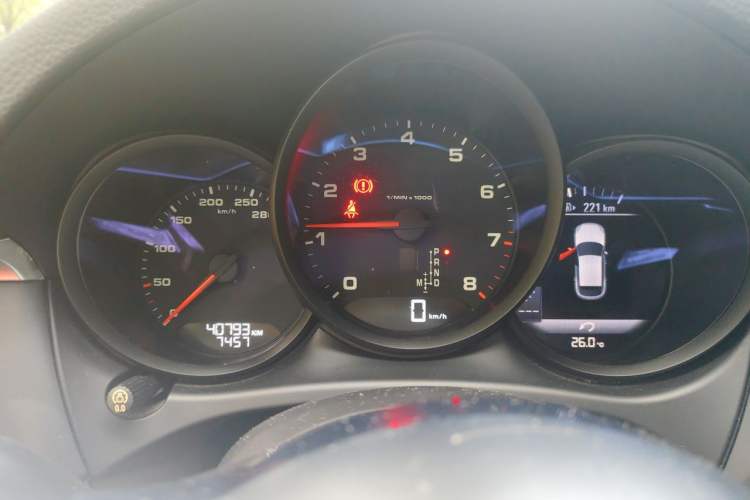 Used Porsche Macan 2018 Macan 2.0T Instrument Cluster
