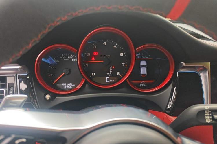 Used Porsche Macan 2018 Macan 2.0T Instrument Cluster