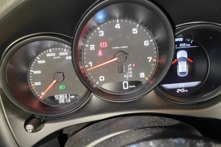 Used Porsche Macan 2018 Macan 2.0T Instrument Cluster