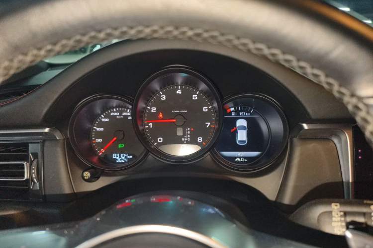 Used Porsche Macan 2018 Macan 2.0T Instrument Cluster