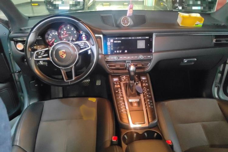 Used Porsche Macan 2018 Macan 2.0T Interior 2