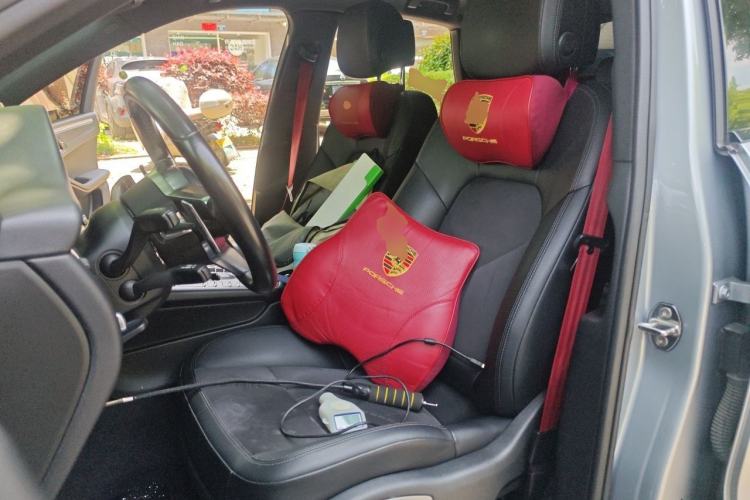 Used Porsche Macan 2018 Macan 2.0T Left Front Seat