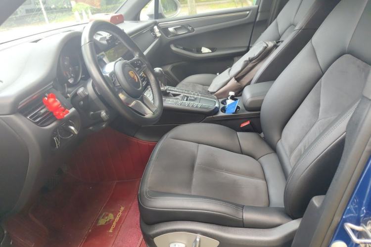 Used Porsche Macan 2018 Macan 2.0T Left Front Seat