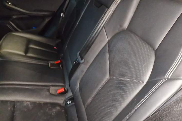 Used Porsche Macan 2018 Macan 2.0T Left Rear Seat
