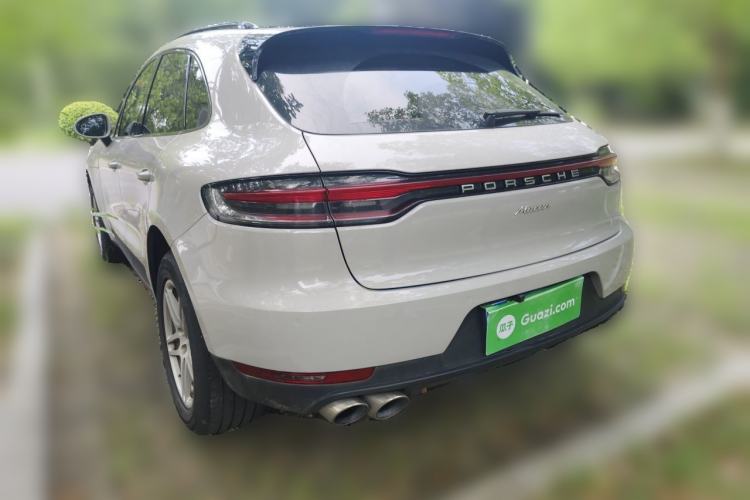 Used Porsche Macan 2018 Macan 2.0T Rear Left 45 Deg