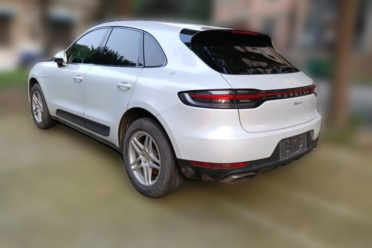 Used Porsche Macan 2018 Macan 2.0T Rear Left 45 Deg