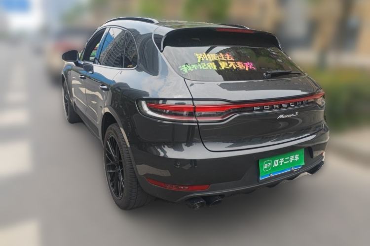 Used Porsche Macan 2018 Macan 2.0T Rear Left 45 Deg