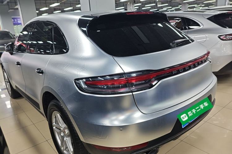 Used Porsche Macan 2018 Macan 2.0T Rear Left 45 Deg