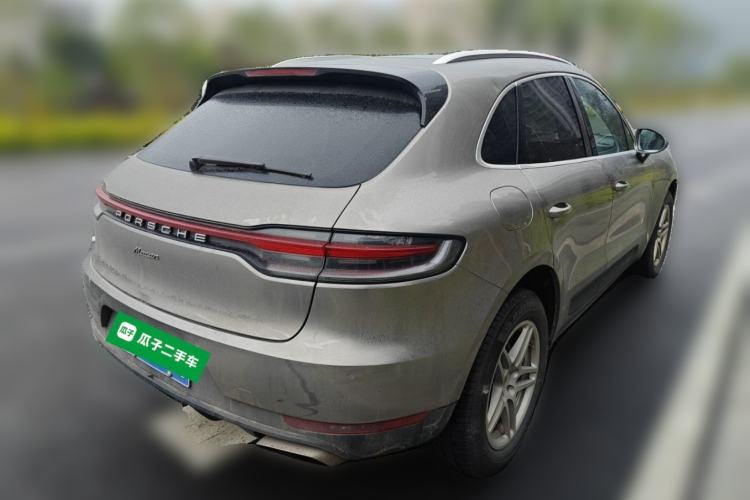 Used Porsche Macan 2018 Macan 2.0T Rear Right 45 Deg