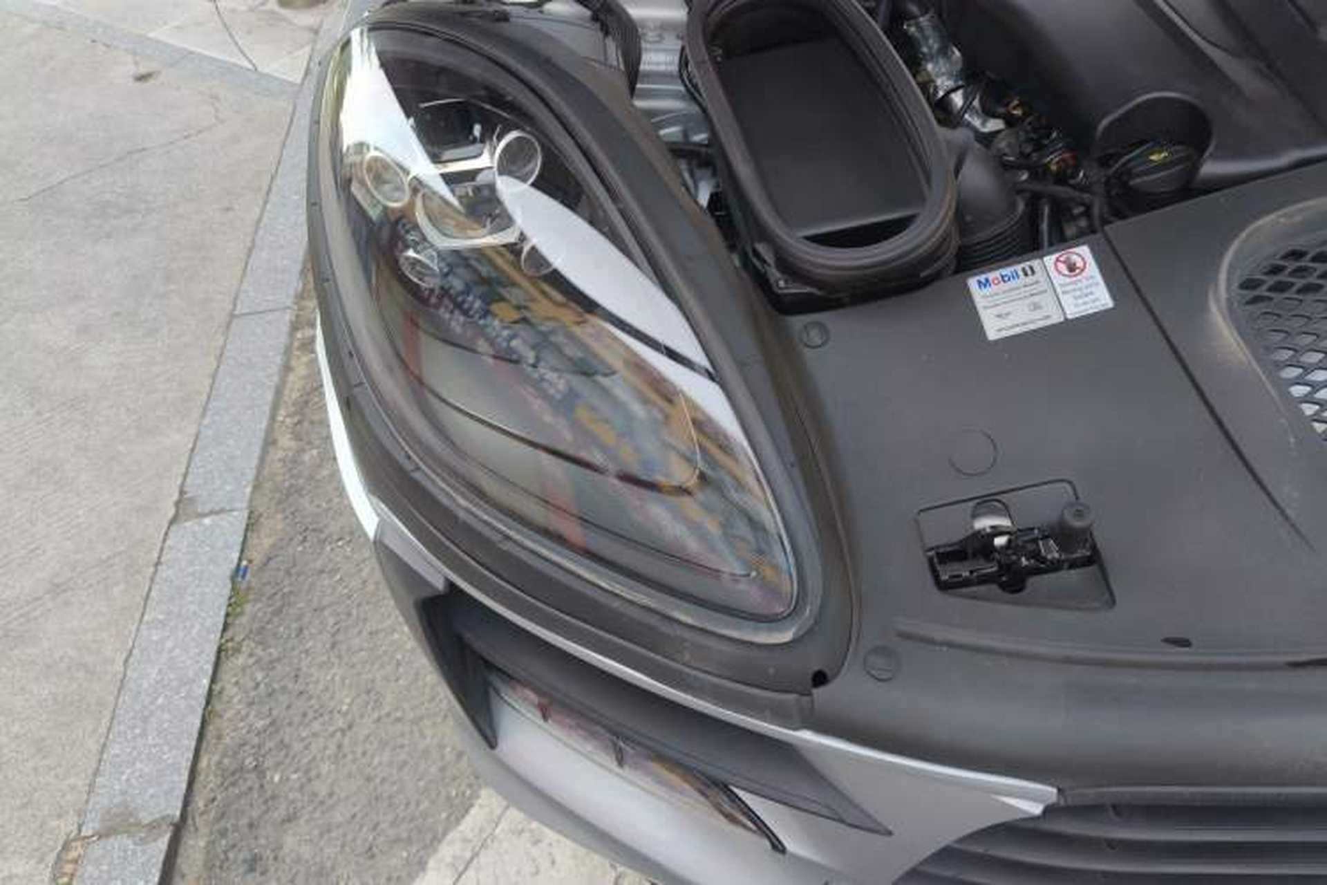 Used Porsche Macan 2018 Macan 2.0T Right Front Headlight