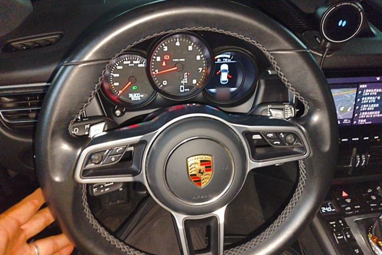 Used Porsche Macan 2018 Macan 2.0T Steering Wheel
