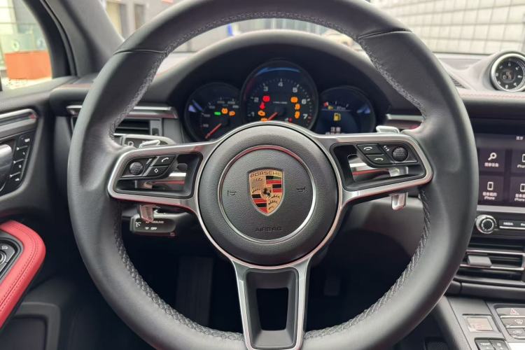 Used Porsche Macan 2018 Macan 2.0T Steering Wheel