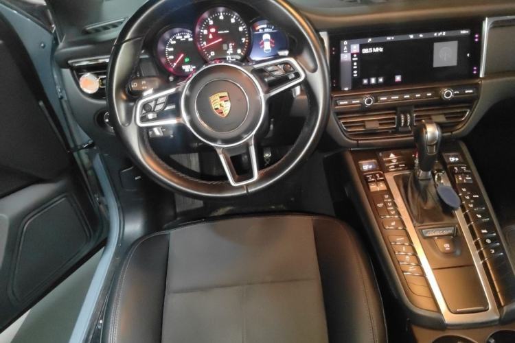 Used Porsche Macan 2018 Macan 2.0T Steering Wheel