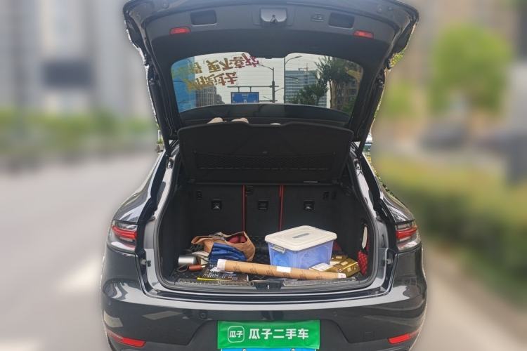 Used Porsche Macan 2018 Macan 2.0T Trunk