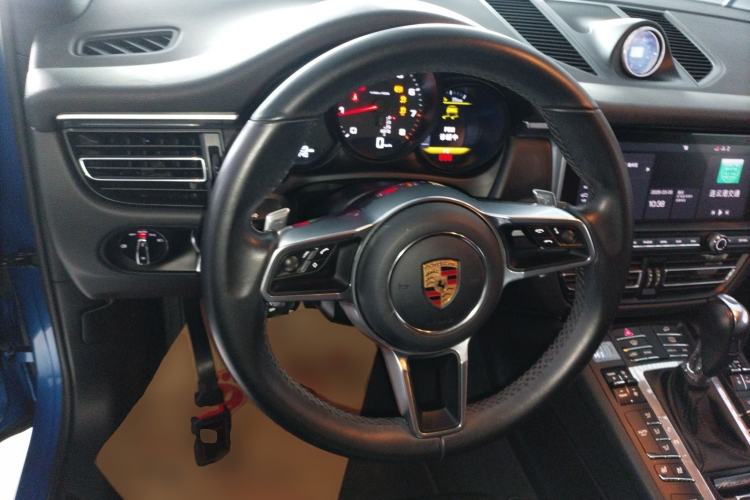 Used Porsche Macan 2018 Macan 2.0T Steering Wheel