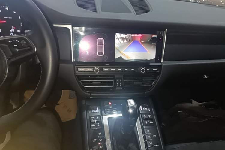 Used Porsche Macan 2018 Macan 2.0T Audio And AC Panel