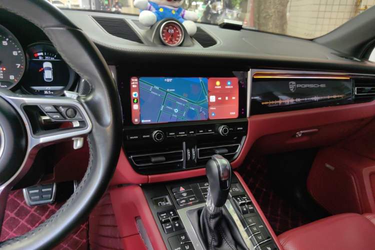 Used Porsche Macan 2018 Macan 2.0T Audio And AC Panel