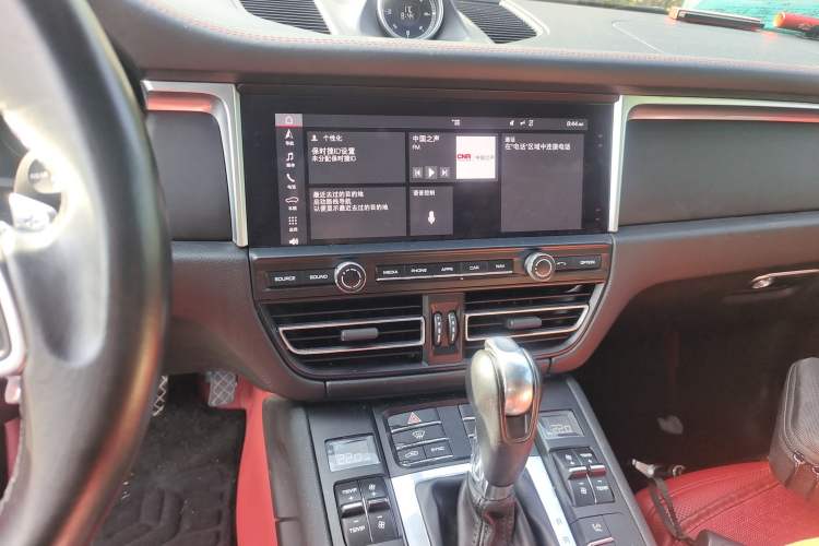 Used Porsche Macan 2018 Macan 2.0T Audio And AC Panel