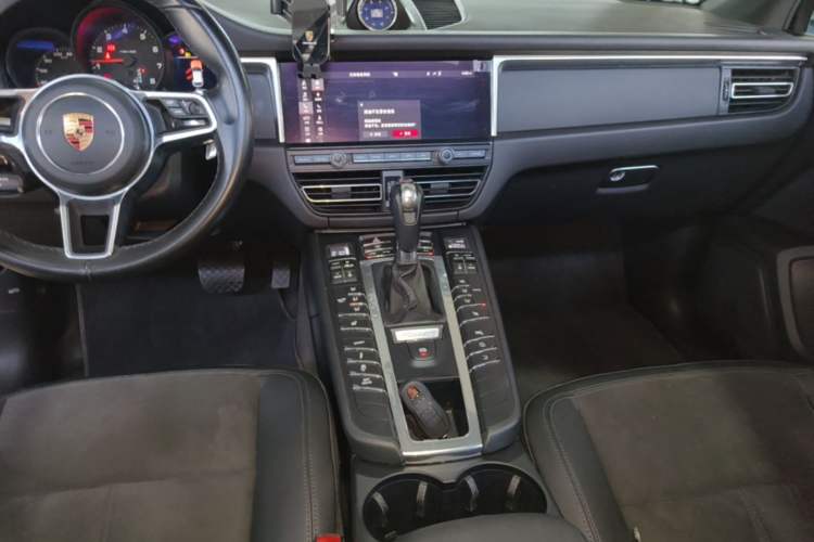 Used Porsche Macan 2018 Macan 2.0T Audio And AC Panel