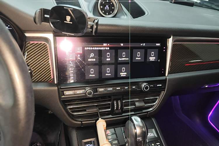 Used Porsche Macan 2018 Macan 2.0T Audio And AC Panel