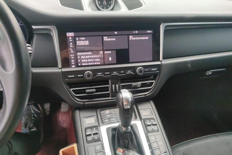 Used Porsche Macan 2018 Macan 2.0T Audio And AC Panel