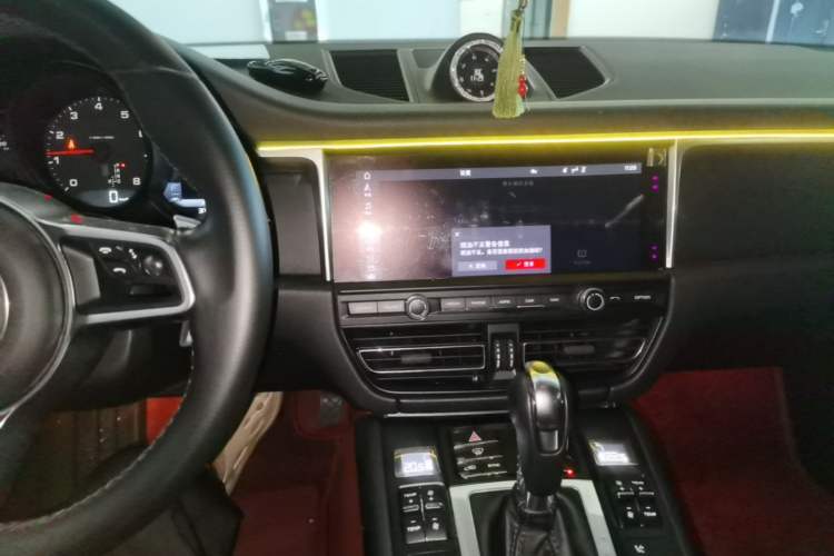 Used Porsche Macan 2018 Macan 2.0T Audio And AC Panel