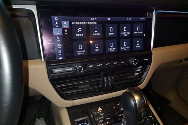 Used Porsche Macan 2018 Macan 2.0T Audio And AC Panel